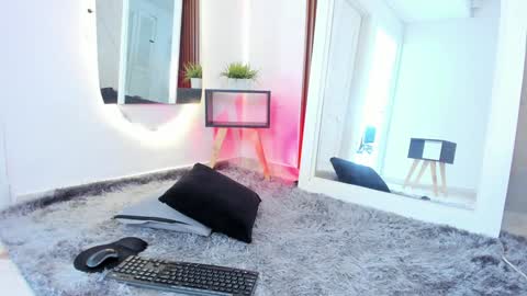 belladuboiss_ online show from 01/06/25, 02:14