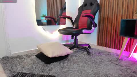 belladuboiss_ online show from 01/10/25, 03:37