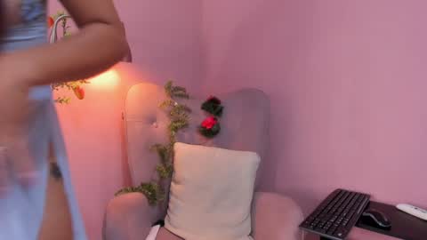 belladuboiss_ online show from 02/06/25, 12:59