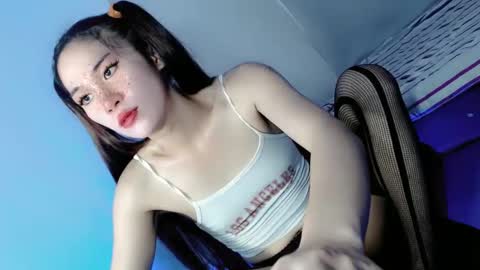 Bella rowt online show from 03/08/25, 05:28