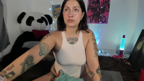 Bella online show from 12/02/24, 01:25
