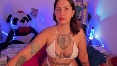 Bella online show from 01/29/25, 02:40
