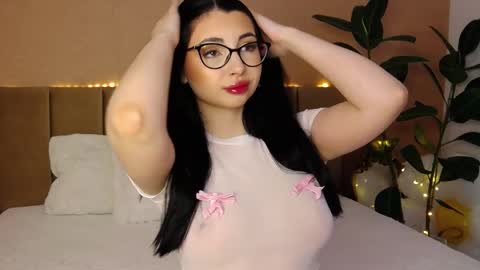 Snapshot of bellahere chatting on 04/13/26, 06:41 Diana online show from 04/13/26, 06:41