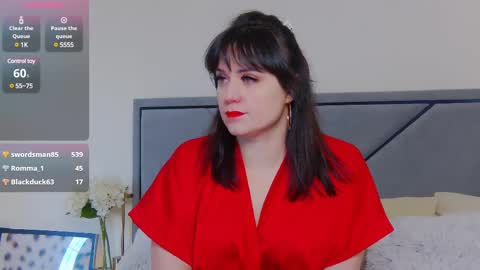 Snapshot of bellahillss chatting on 02/14/25, 11:10 BellaHillss online show from 02/14/25, 11:10