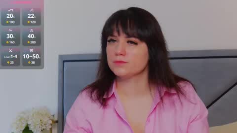 Snapshot of bellahillss chatting on 02/16/25, 07:59 BellaHillss online show from 02/16/25, 07:59