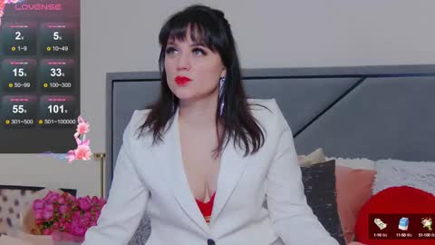 Snapshot of bellahillss chatting on 03/07/25, 03:39 BellaHillss online show from 03/07/25, 03:39