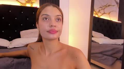 BELLA online show from 06/26/26, 01:37