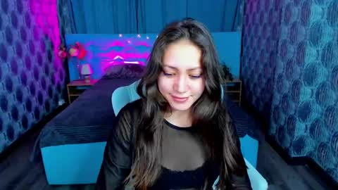 bellalovesss online show from 03/07/25, 11:07