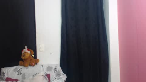 Snapshot of bellamy_sweet chatting on 10/08/25, 06:44 bellamy online show from 10/08/25, 06:44