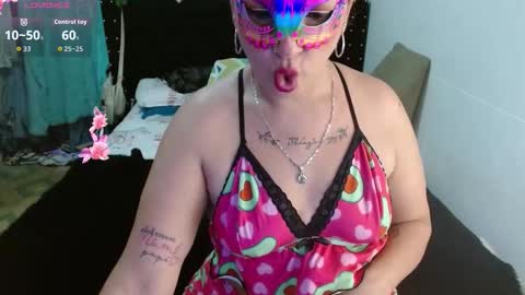 Bella online show from 09/12/25, 12:00