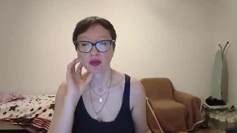 Emma online show from 06/06/26, 07:07