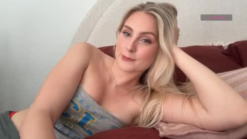 Isabella Ryder online show from 03/30/26, 09:16
