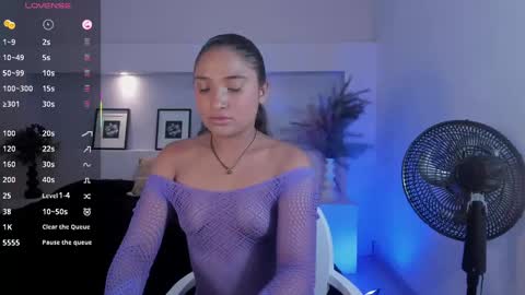 Bella online show from 10/25/25, 07:19