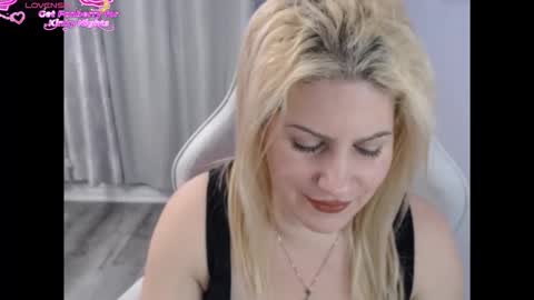 Snapshot of bellastar84 chatting on 12/01/25, 01:27 Starr40 online show from 12/01/25, 01:27
