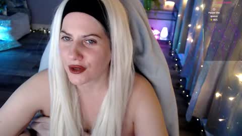 Snapshot of bellastar84 chatting on 03/09/26, 10:52 Starr40 online show from 03/09/26, 10:52