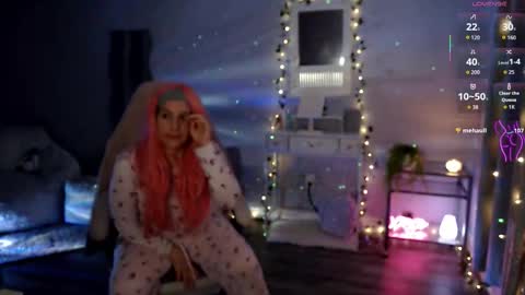 Snapshot of bellastar84 chatting on 03/17/26, 11:24 Starr40 online show from 03/17/26, 11:24