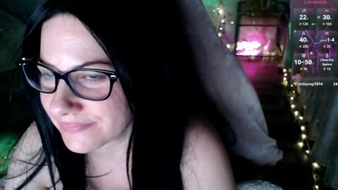 Snapshot of bellastar84 chatting on 04/07/26, 07:20 Starr40 online show from 04/07/26, 07:20