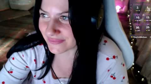 Snapshot of bellastar84 chatting on 04/10/26, 07:35 Starr40 online show from 04/10/26, 07:35