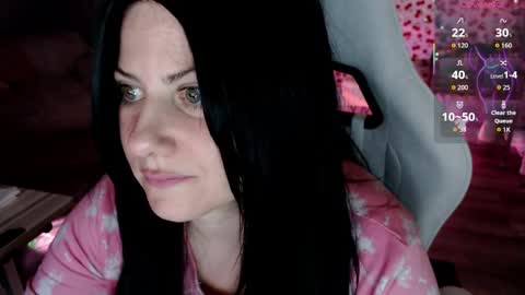 Snapshot of bellastar84 chatting on 05/10/26, 06:07 Starr40 online show from 05/10/26, 06:07
