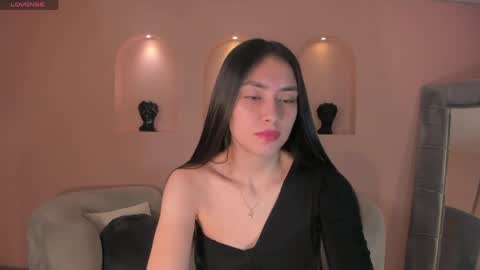 B E L L A  online show from 05/31/26, 12:01