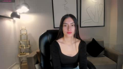 B E L L A  online show from 06/02/26, 10:39
