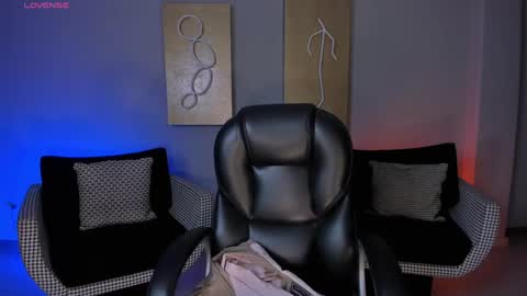 B E L L A  online show from 06/04/26, 11:27