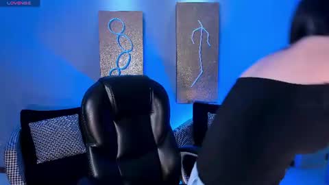 B E L L A  online show from 06/13/26, 12:03