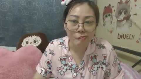 Bella online show from 12/25/24, 07:14