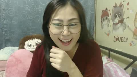 Bella online show from 12/25/24, 12:26