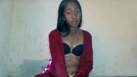 Snapshot of belle_annah chatting on 03/15/26, 06:52 belle_annah online show from 03/15/26, 06:52