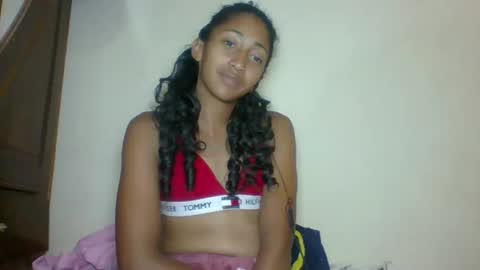 Snapshot of belle_annah chatting on 05/14/26, 06:15 belle_annah online show from 05/14/26, 06:15