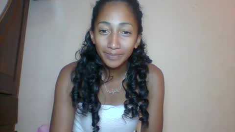 Snapshot of belle_annah chatting on 05/15/26, 06:42 belle_annah online show from 05/15/26, 06:42