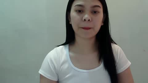 Belle online show from 02/08/25, 06:33