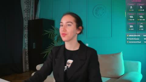 Bella online show from 06/01/26, 03:14