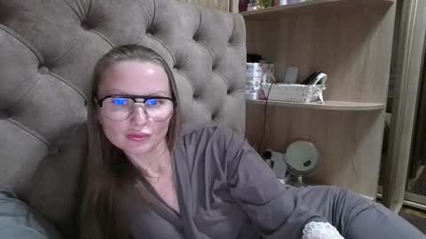 Amelia online show from 09/08/25, 05:12