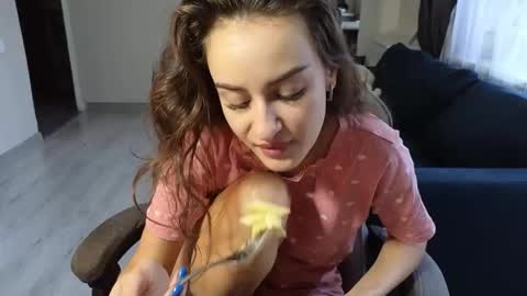 Snapshot of bellewild757 chatting on 09/22/25, 04:36 BelleWild online show from 09/22/25, 04:36