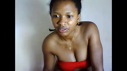 Snapshot of bellewivy chatting on 11/05/25, 11:16 bellewivy online show from 11/05/25, 11:16