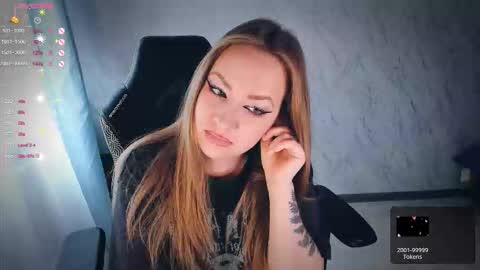 Snapshot of bellezza_ chatting on 10/10/25, 10:14 Your Annabelle Wolf online show from 10/10/25, 10:14