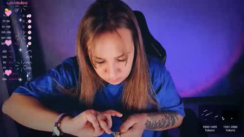 Snapshot of bellezza_ chatting on 10/21/25, 07:58 Your Annabelle Wolf online show from 10/21/25, 07:58