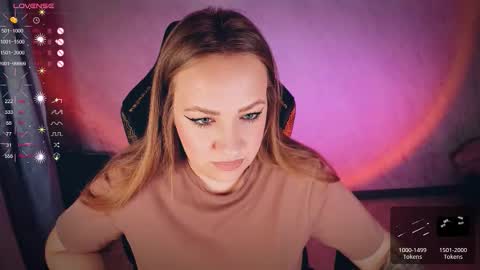 Snapshot of bellezza_ chatting on 10/22/25, 03:23 Your Annabelle Wolf online show from 10/22/25, 03:23