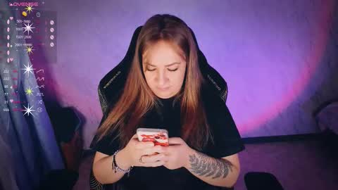 Snapshot of bellezza_ chatting on 10/28/25, 05:48 Your Annabelle Wolf online show from 10/28/25, 05:48