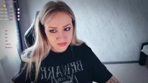 Your Annabelle Wolf  online show from 05/04/26, 11:06
