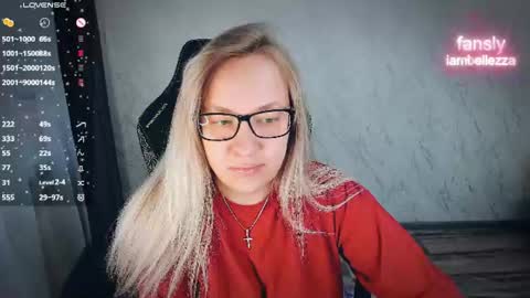 Your Annabelle Wolf  online show from 06/23/26, 06:50