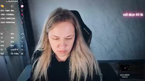 Your Annabelle Wolf  online show from 07/16/26, 07:36
