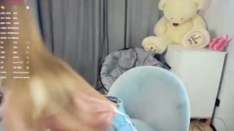 Bella online show from 06/30/26, 09:16