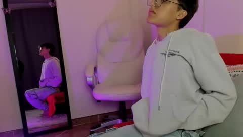 Snapshot of bellmontneon chatting on 09/24/25, 11:13 Neon online show from 09/24/25, 11:13