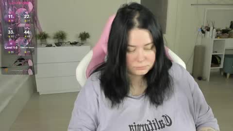 LinaBoo online show from 05/24/26, 09:36