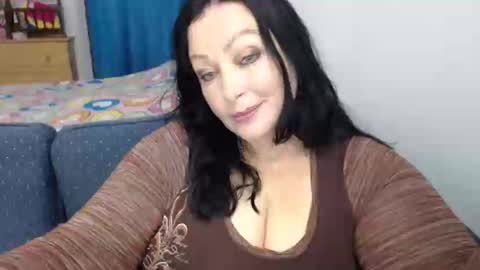 Snapshot of beluckynow chatting on 01/20/25, 12:07 beluckynow online show from 01/20/25, 12:07