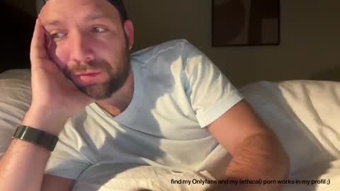 Snapshot of ben_nm chatting on 11/09/25, 12:31 Ben N. online show from 11/09/25, 12:31