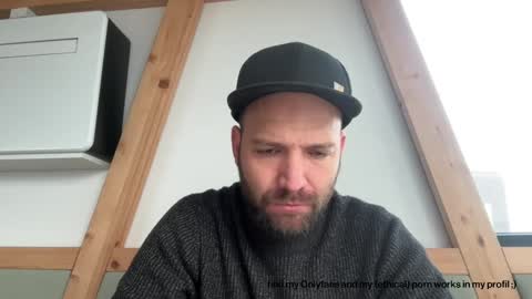 Snapshot of ben_nm chatting on 11/11/25, 10:04 Ben N. online show from 11/11/25, 10:04